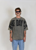 MULTIPASS TEE - CHARCOAL